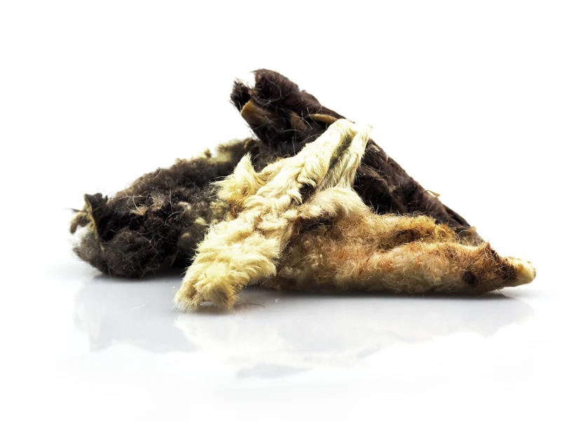 Piel de cordero con pelo en trozos 100g