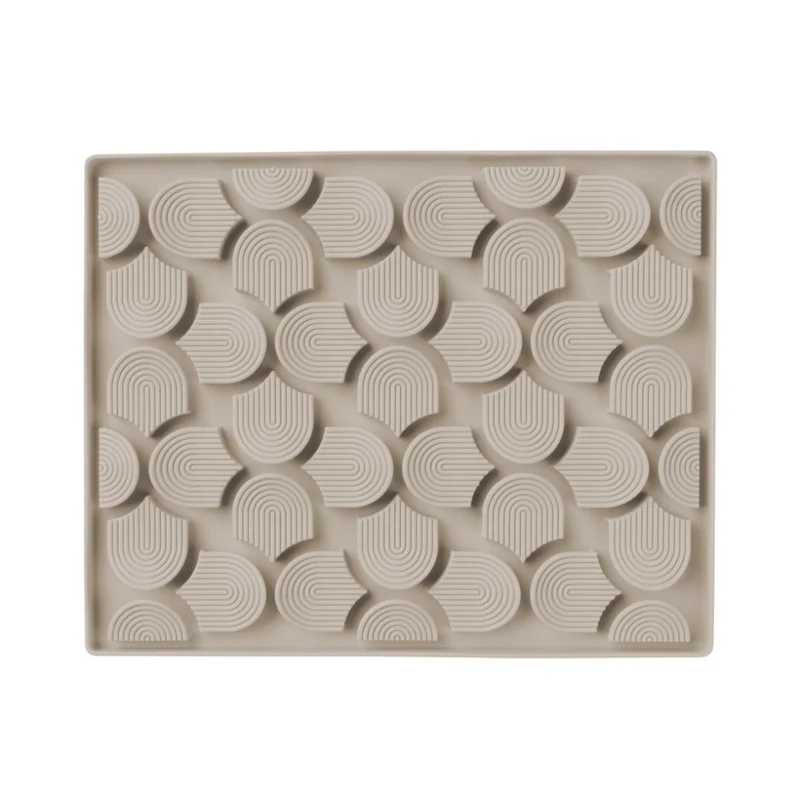 Fuzzyard - Alfombrilla de lamido interactiva