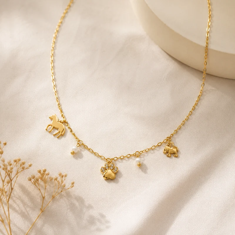 Collar Acero Inoxidable Dorado Huella, Caballo y Elefante