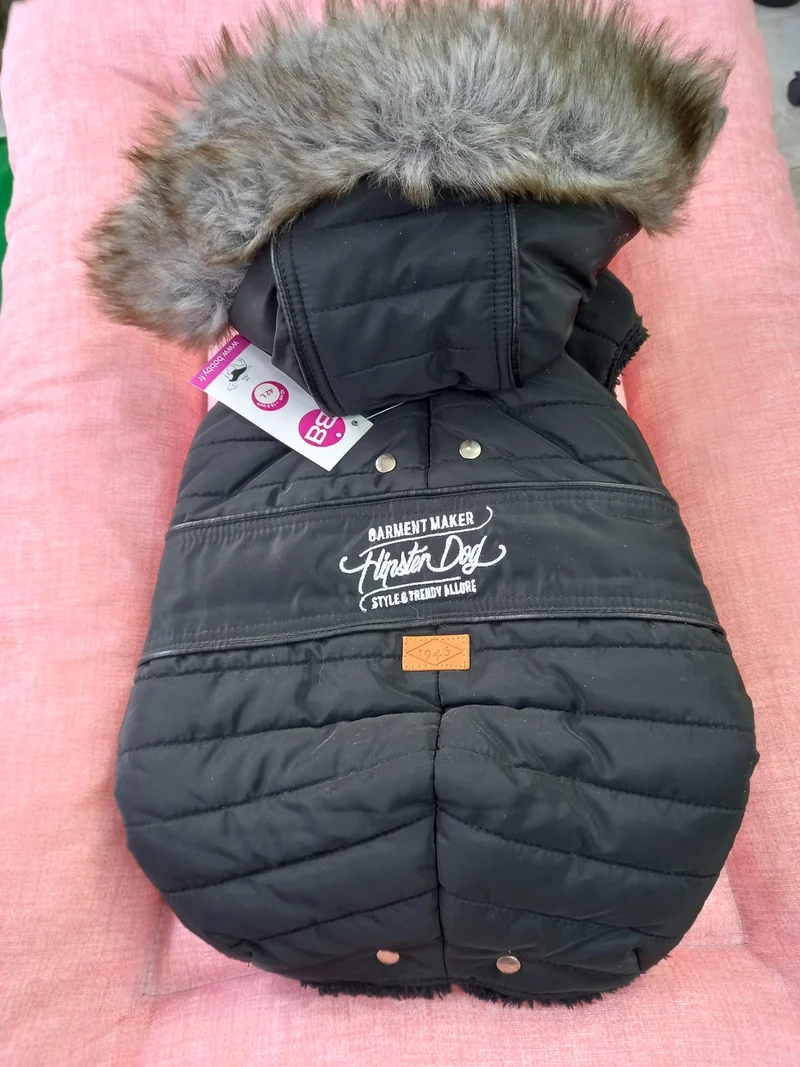 Abrigo Lola Negro Talla 42 con Capucha | Frío e Invierno